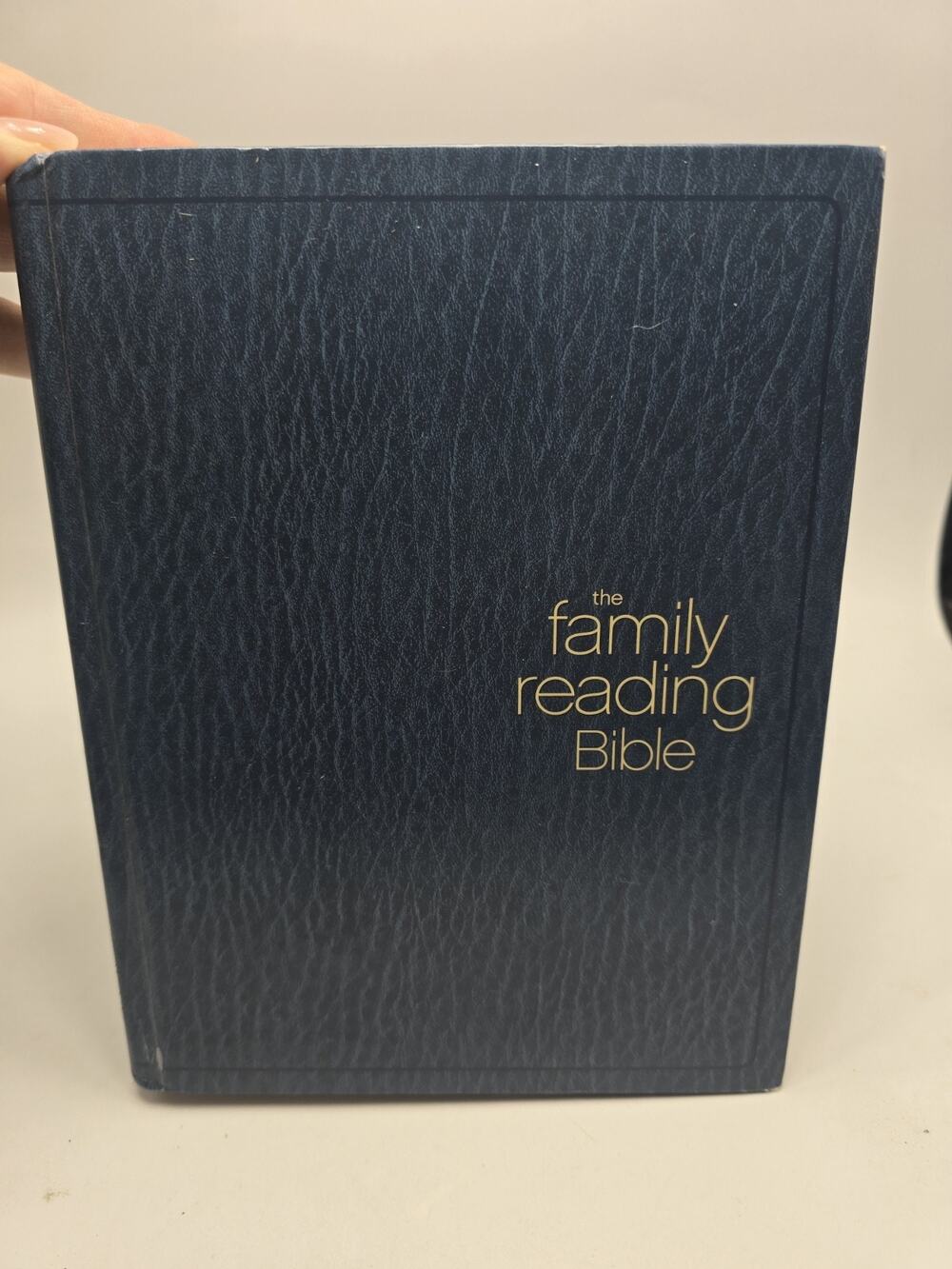 The Family Reading Bible - God's Word NIV Hardcover Zondervan
